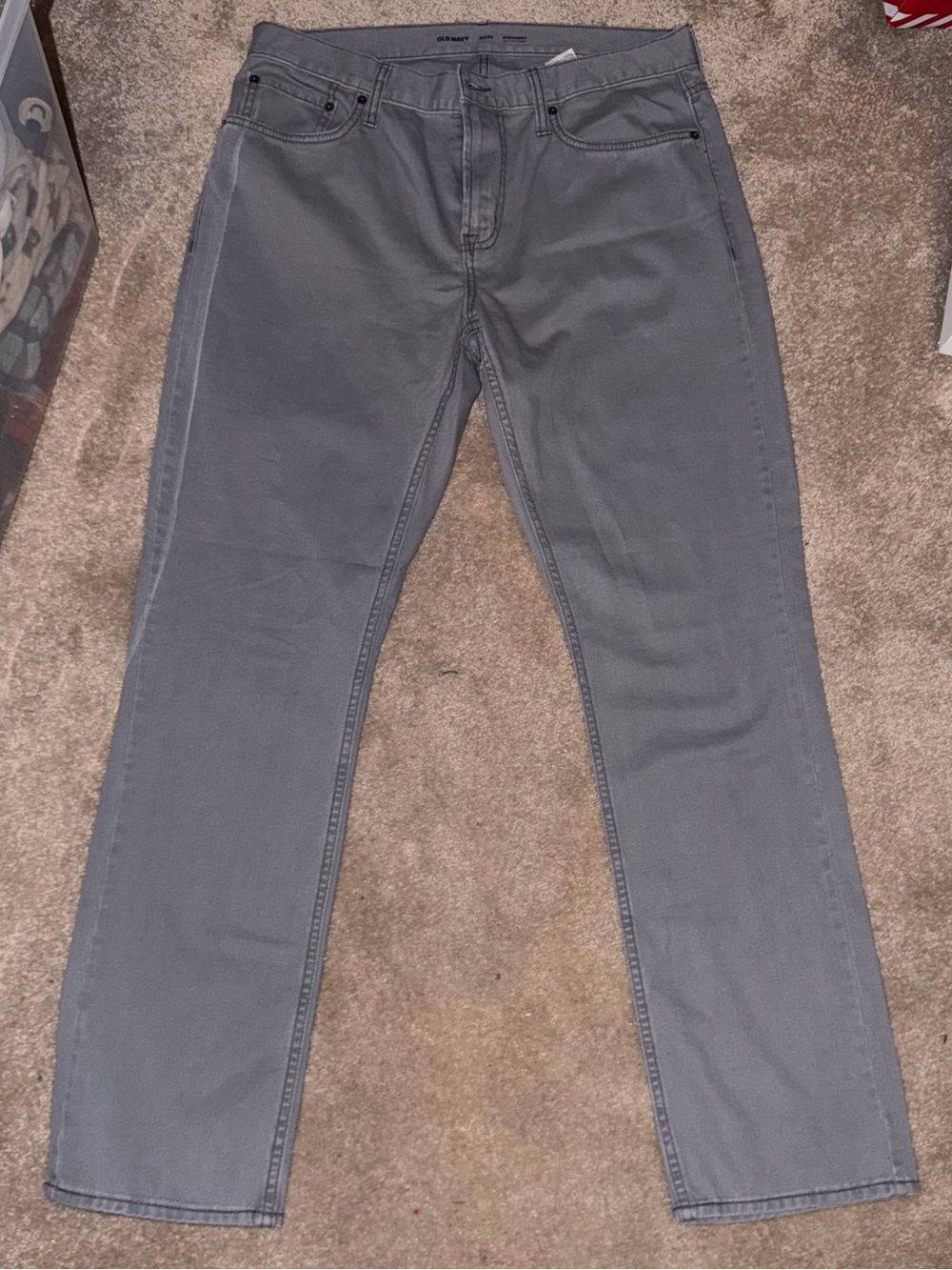 Old Navy Light Gray Straight-Leg Jeans - Built-In Stretch